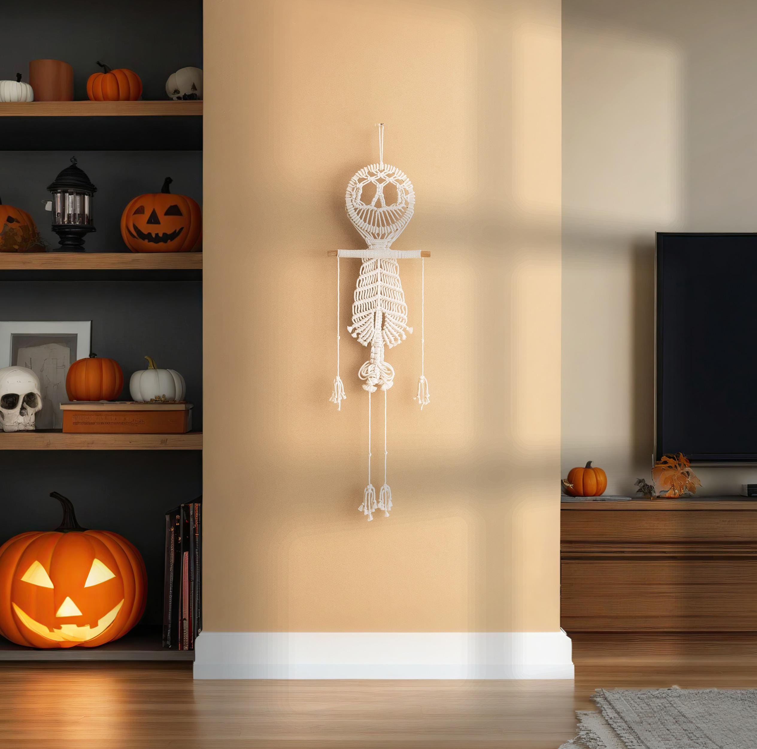 Skeleton Wall Hanging, Halloween Party Decor, Dark Academia Gift, Witchy Goth, Spooky Halloween, Macrame Handmade, Skeleton Halloween W94