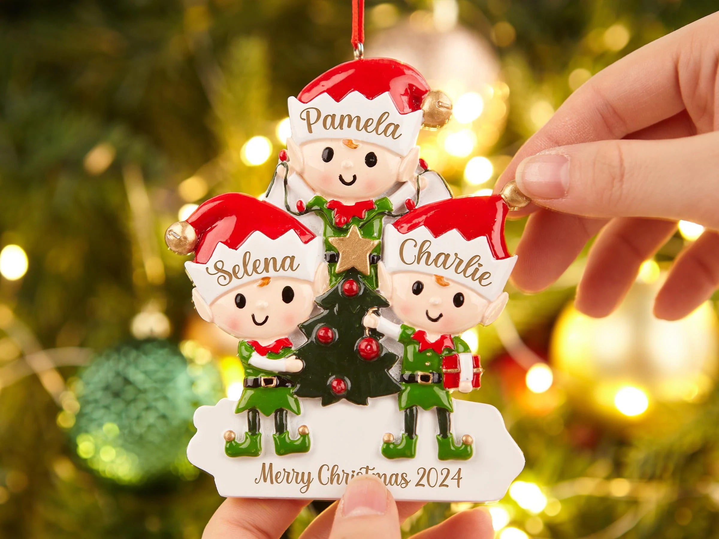 2025 Family Christmas Tree Ornament,Custom Resin Family Christmas Ornament,Engraved Ornaments,Christmas Gifts,Personalized Holiday Ornament