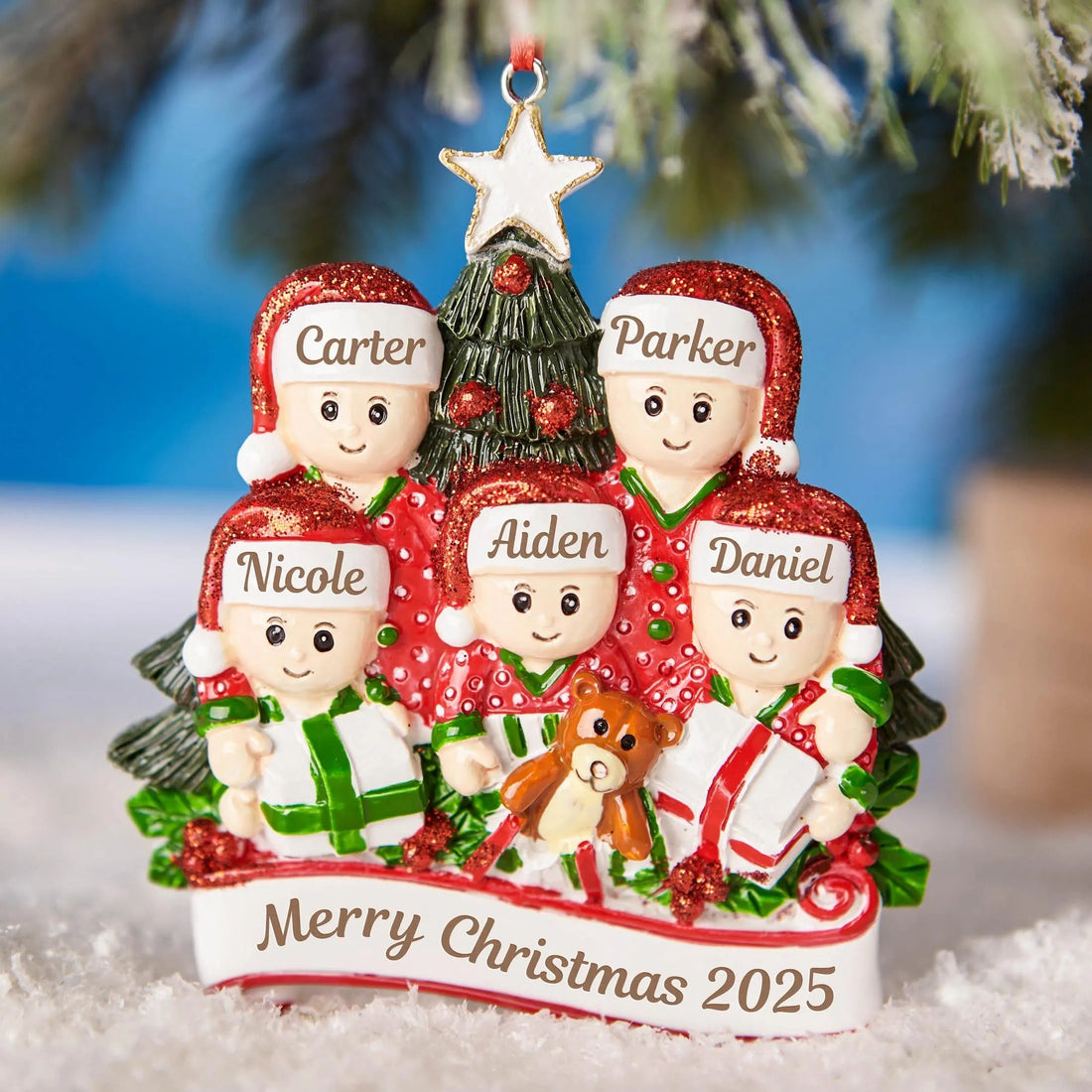 Personalized Family Christmas Ornament,2025 Christmas Ornament, Resin ornament, Custom Family Ornament for Xmas Tree Decor
