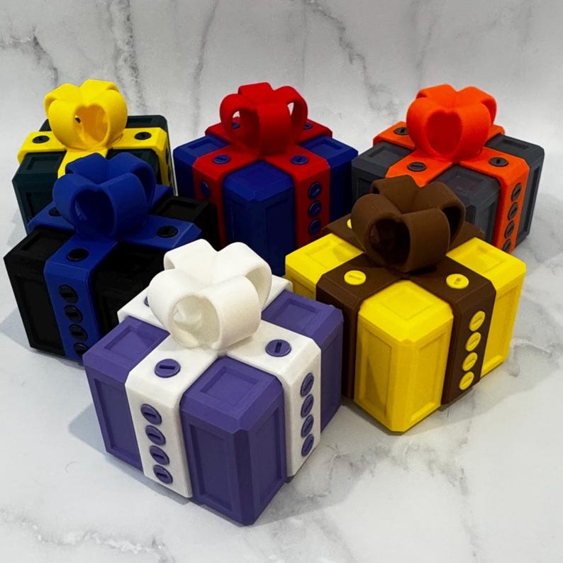 XL Annoying Gift Box: 3D Printed Gag Gift Container