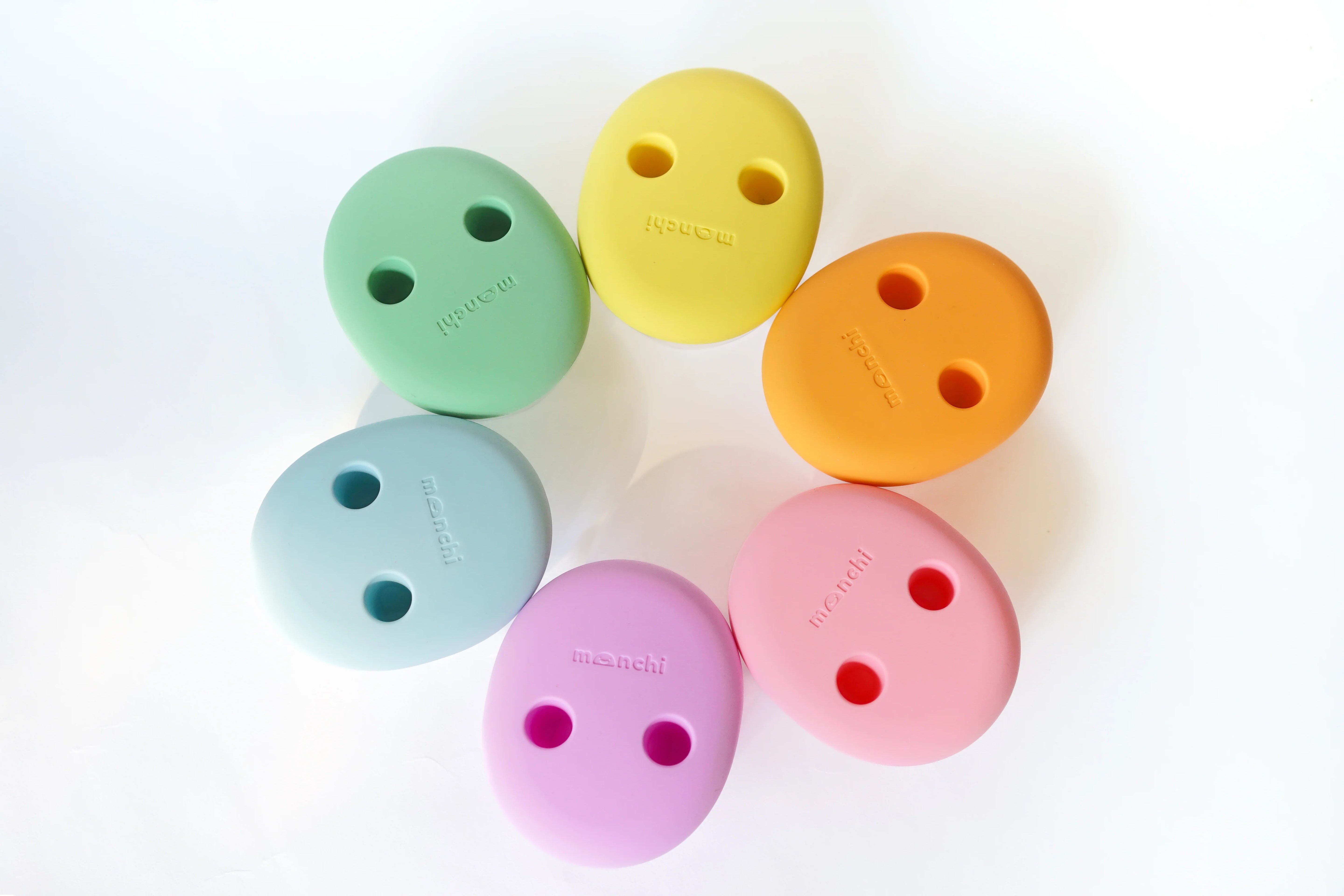 Your crumb-busting, finger-food sidekick.