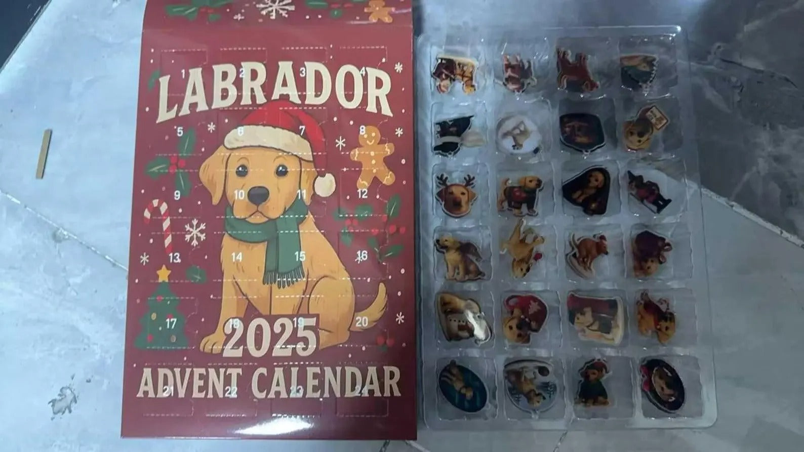 Dog Lover Advent Calendar Christmas 2025 with 24 Acrylic Ornaments, Christmas Countdown Gift for Dog Lovers, Cute Dog Themed Holiday Decor