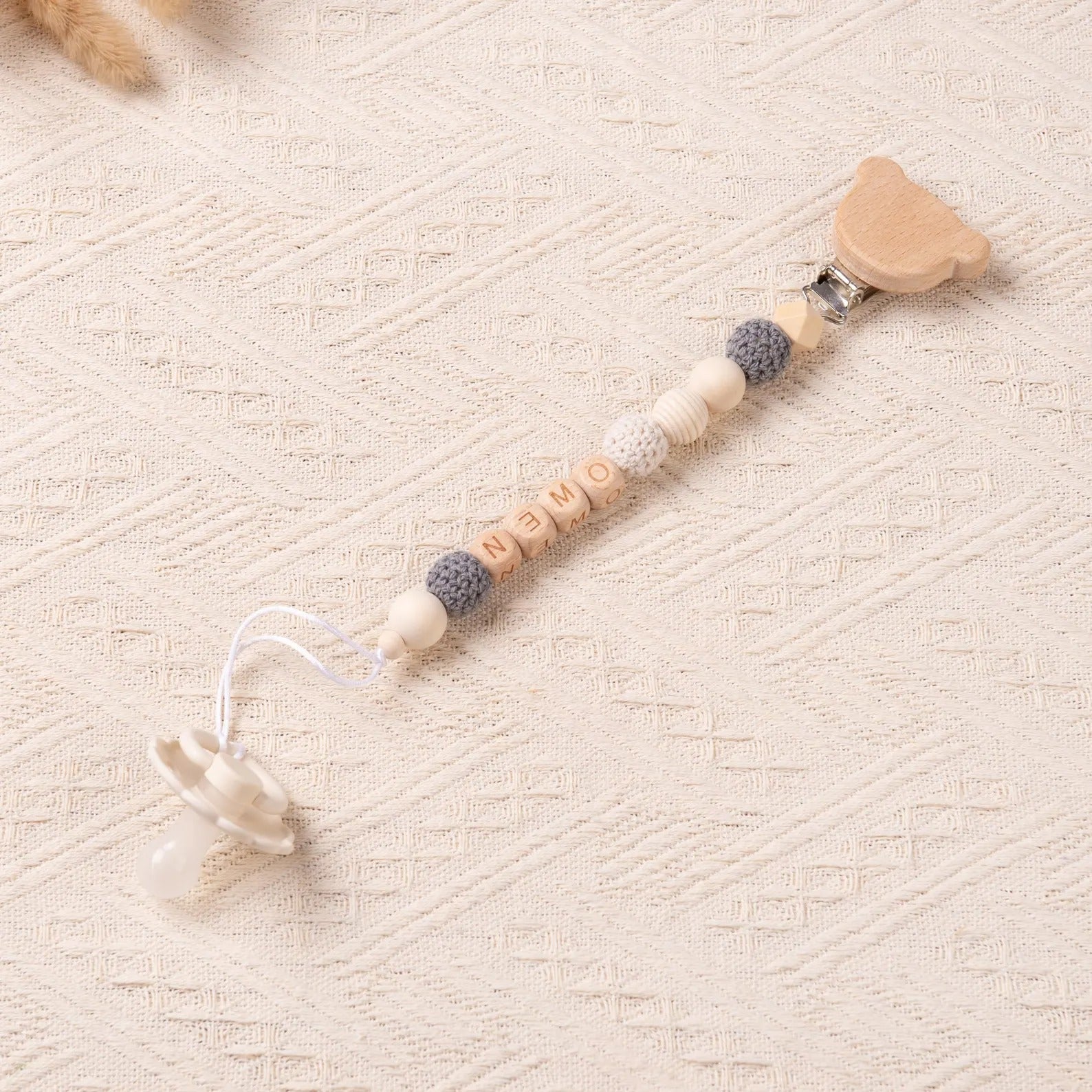 Personalized Crochet Pacifier Clip for Baby, Custom Binky Clip with Name, Soother Clip for Boy and Girl, Newborn Gifts, Baby Shower Gifts