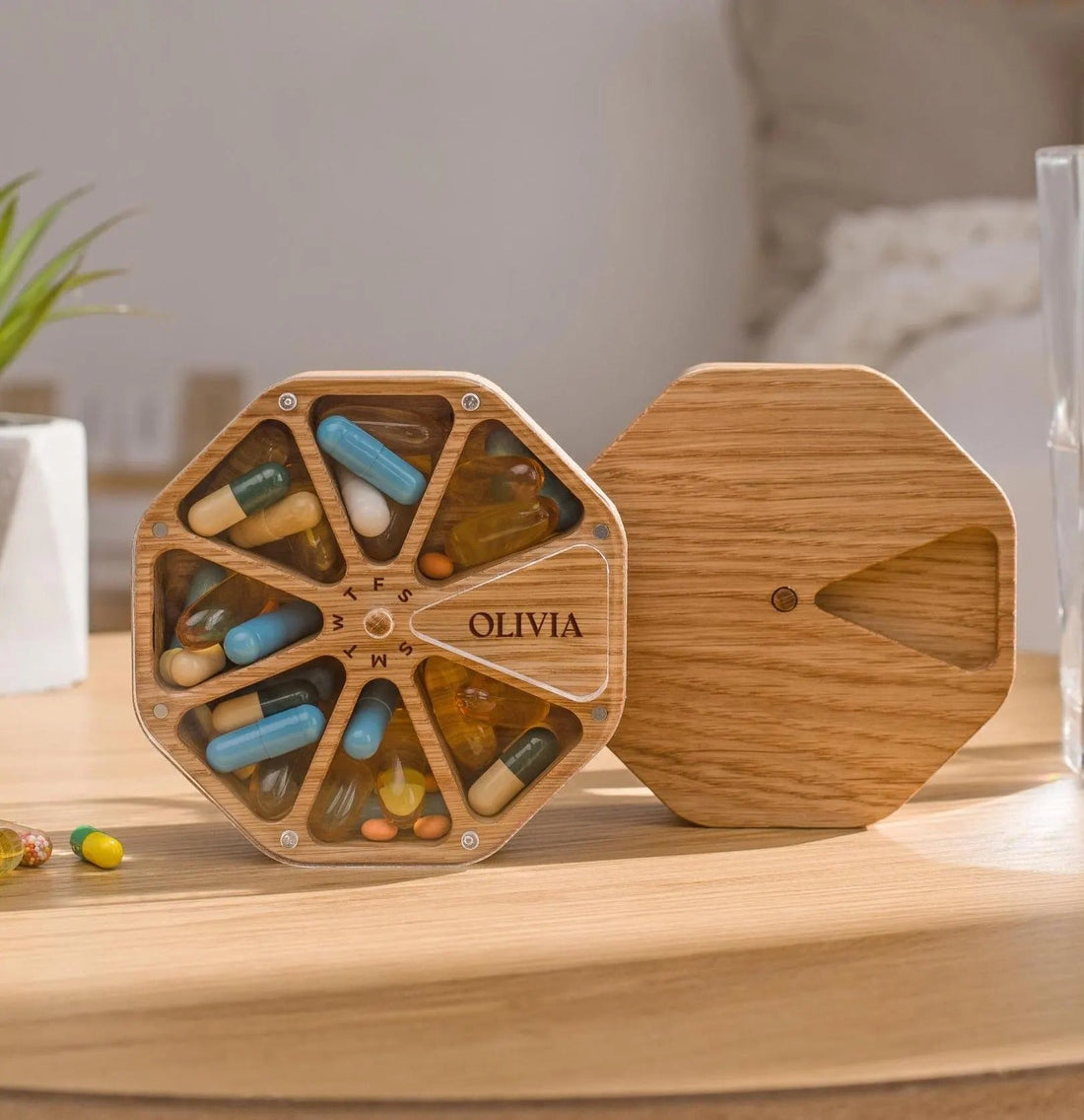 Wooden Pill Box 7-Day With Medication Log, Pill Organizer, Weekly Pill Case, Mini Trinket Box Gift For Grandma Or Grandpa
