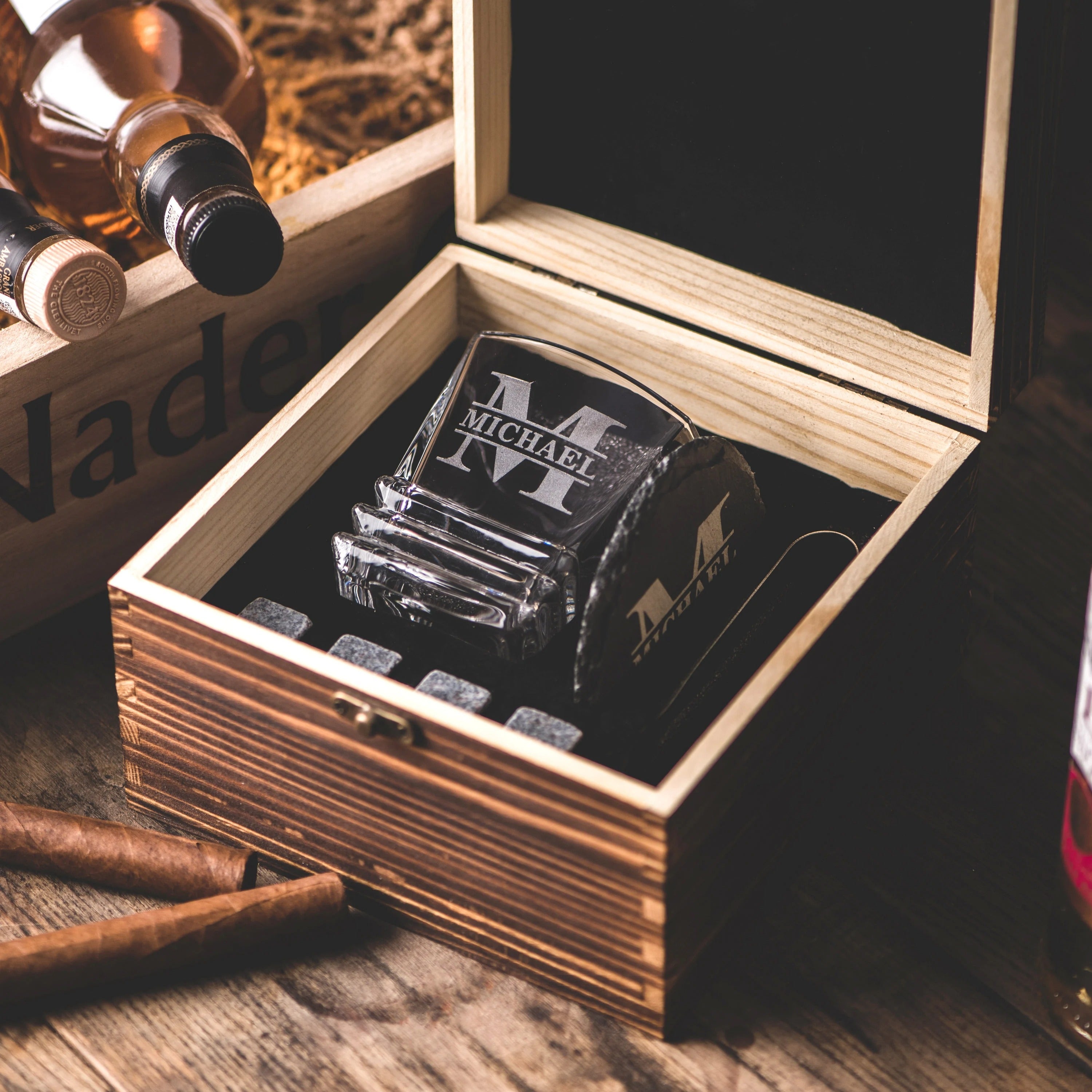 Personalized Whiskey Glasses in Wooden Box, Groomsmen Gifts, Best Man Gift, Father of The Groom Gift, Father of The Bride Gift, Husband Gift