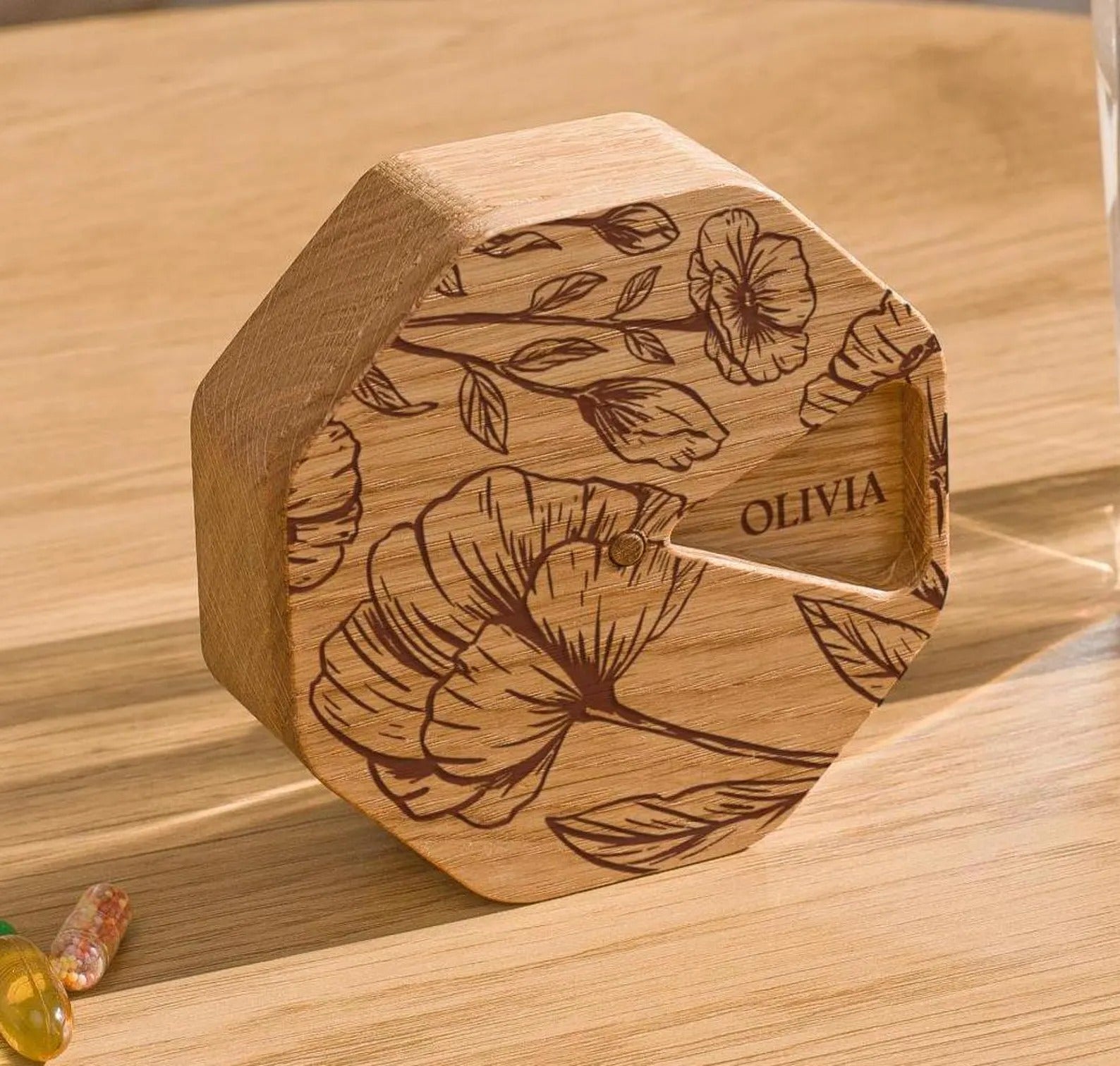 Wooden Pill Box 7-Day With Medication Log, Pill Organizer, Weekly Pill Case, Mini Trinket Box Gift For Grandma Or Grandpa