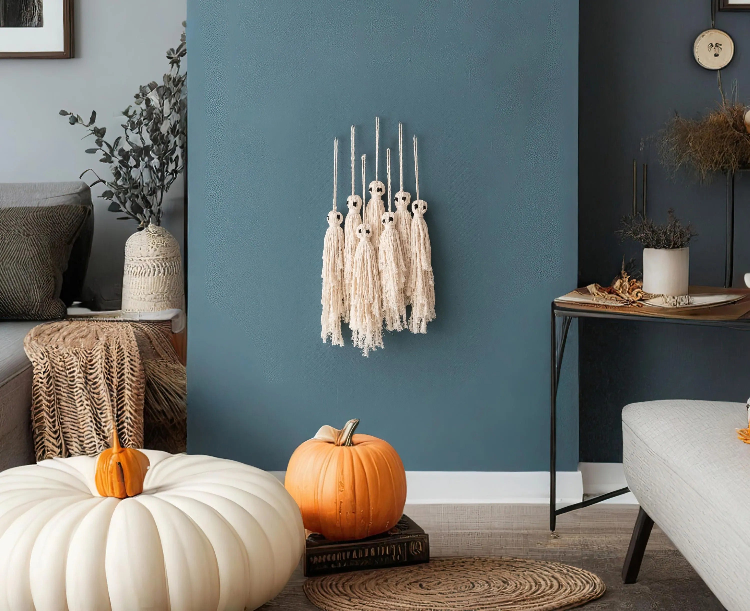 Macrame Ghost, Halloween Decor, Halloween Macrame, Goth Wall Hanging, Halloween Wall Decor, Macrame Gifts, Halloween Ghosts, Home Decor V82