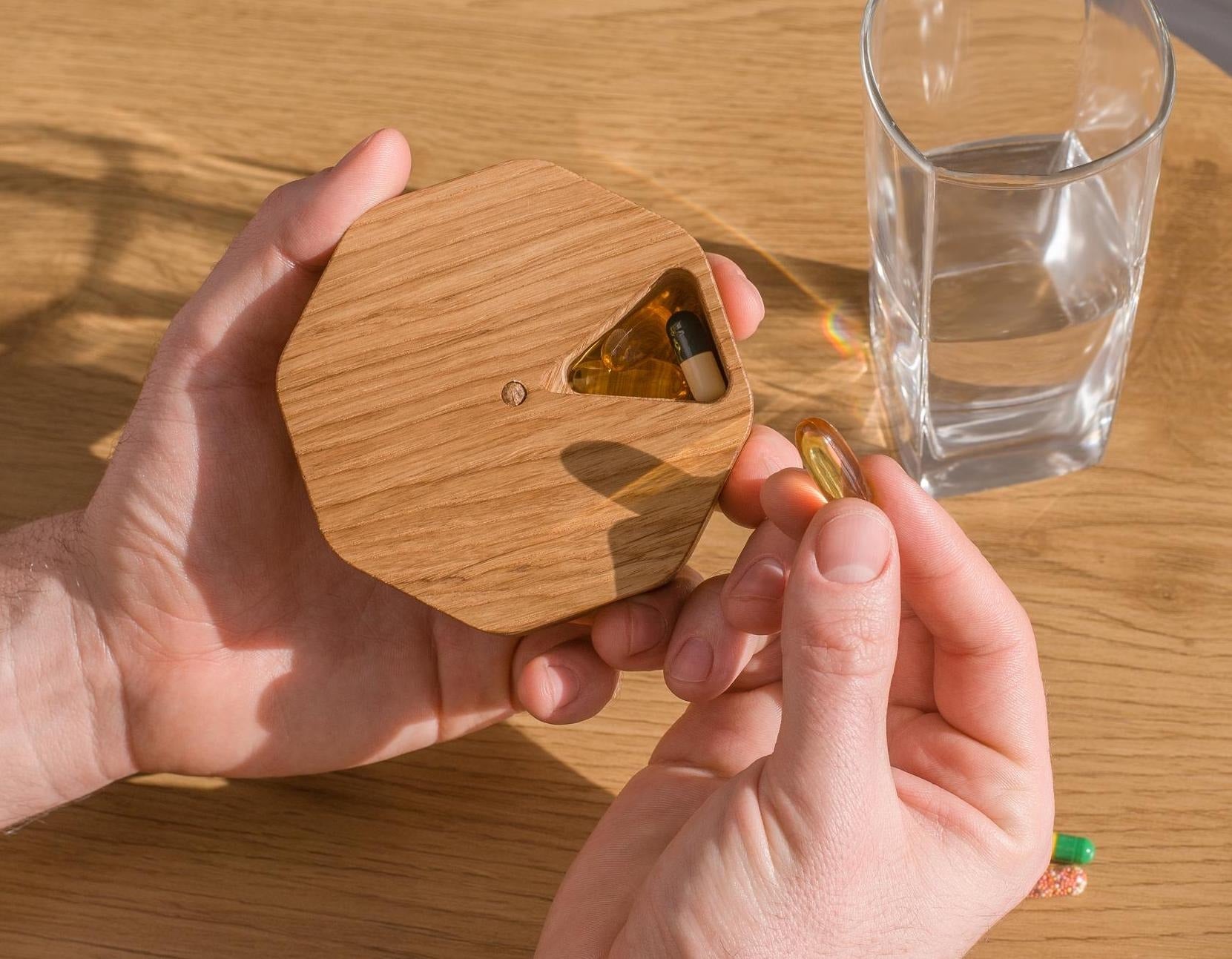 Wooden Daily Pill Box 7-Day, Pill Organizer, Weekly Pill Case,  Engraved Pill Container Storage