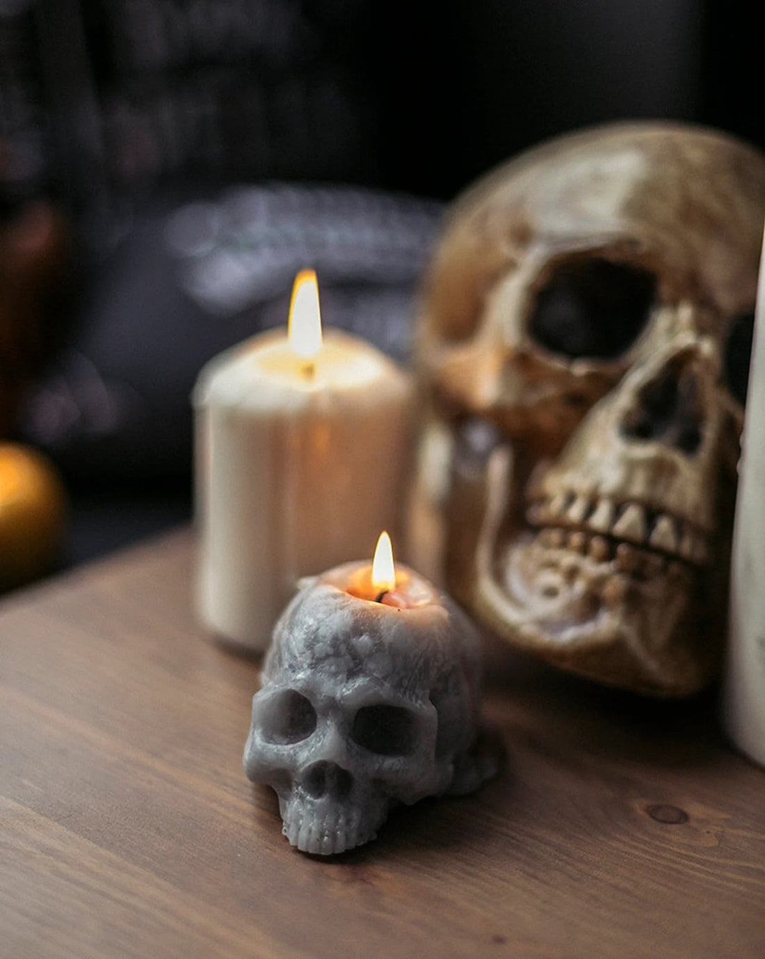 Halloween Candle Skull bleeding red witch
