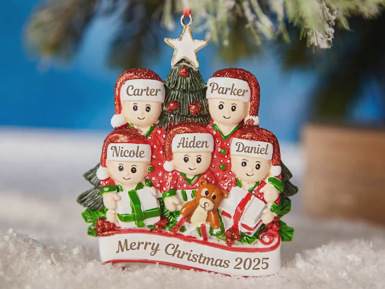 Personalized Family Christmas Ornament,2025 Christmas Ornament, Resin ornament, Custom Family Ornament for Xmas Tree Decor